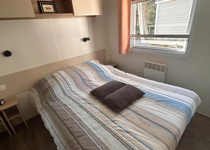 Tatil Evi Mobilhome Calme 6 Personnes Pierre Couche *