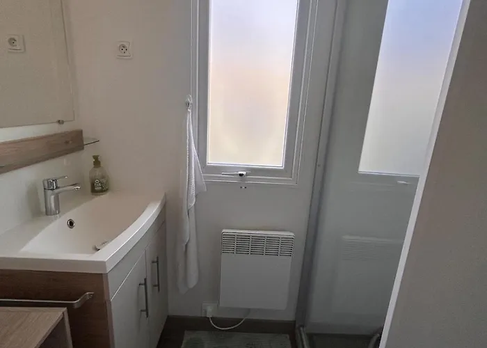 Mobilhome Calme 6 Personnes Pierre Couche Tatil Evi