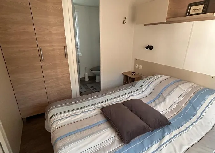 Tatil Evi Mobilhome Calme 6 Personnes Pierre Couche